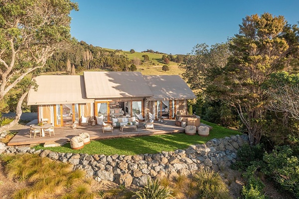 Luxury tented villas - Glamping